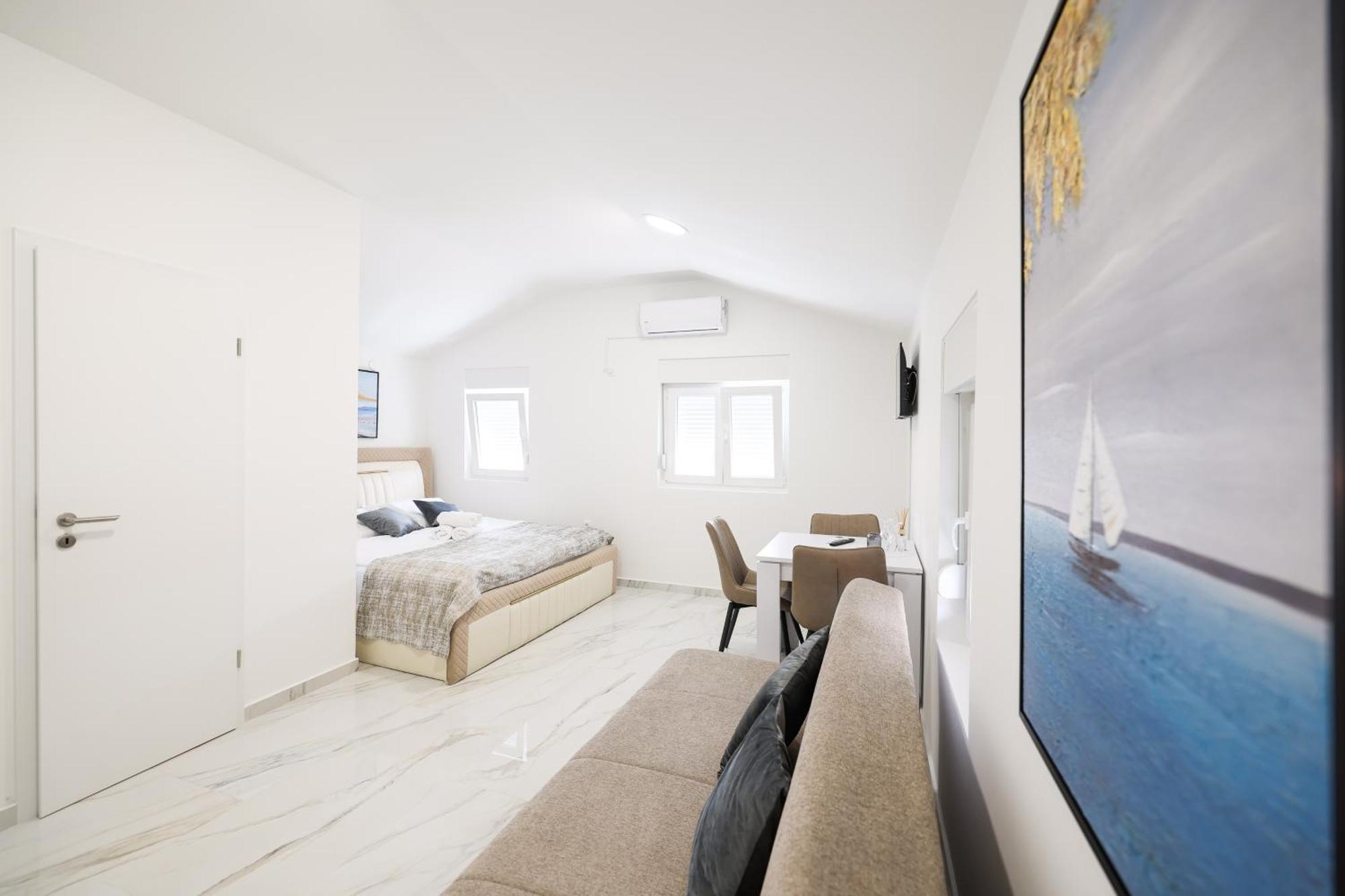 Premium Rooms Prince ซาดาร์ ภายนอก รูปภาพ