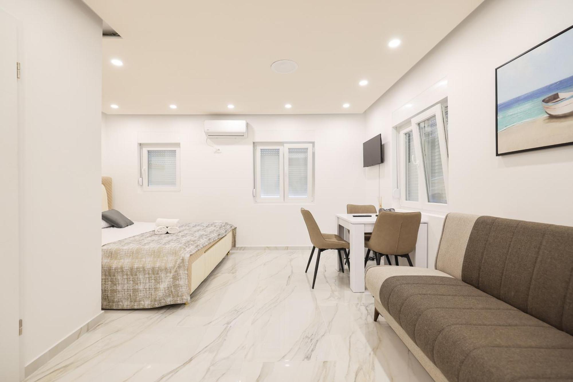 Premium Rooms Prince ซาดาร์ ภายนอก รูปภาพ