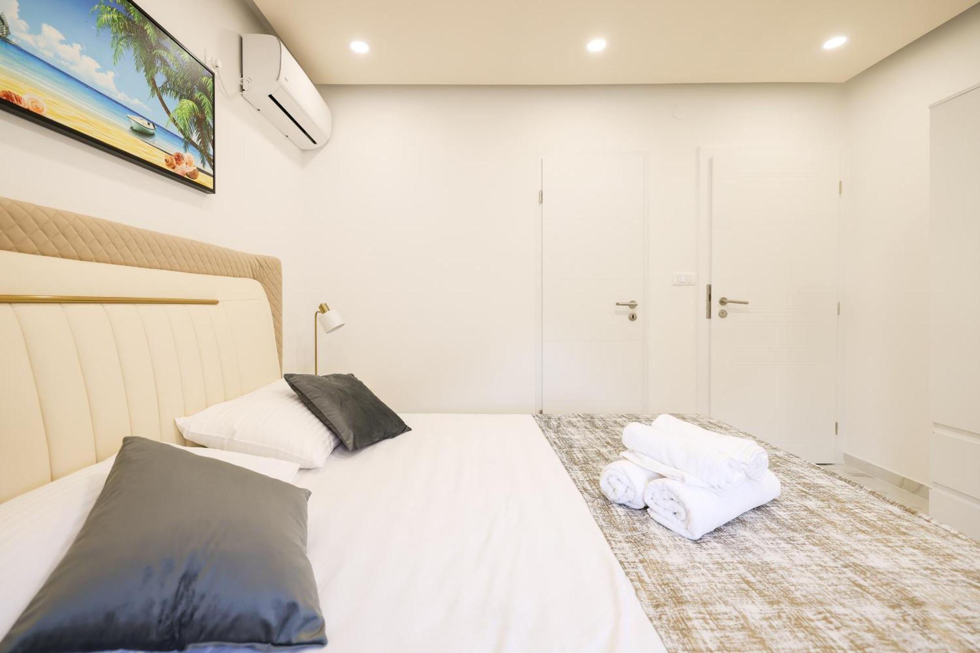 Premium Rooms Prince ซาดาร์ ภายนอก รูปภาพ