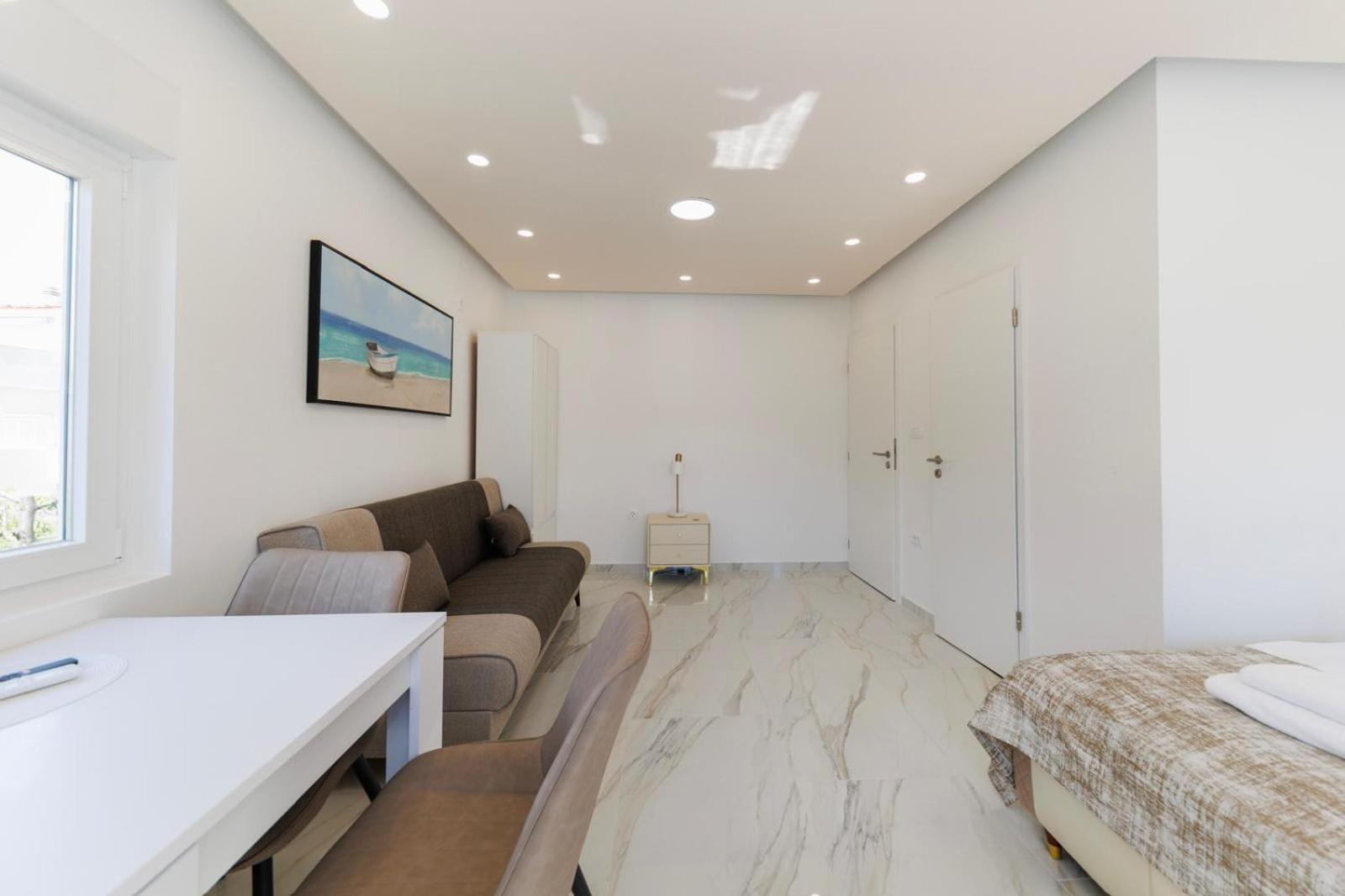 Premium Rooms Prince ซาดาร์ ภายนอก รูปภาพ